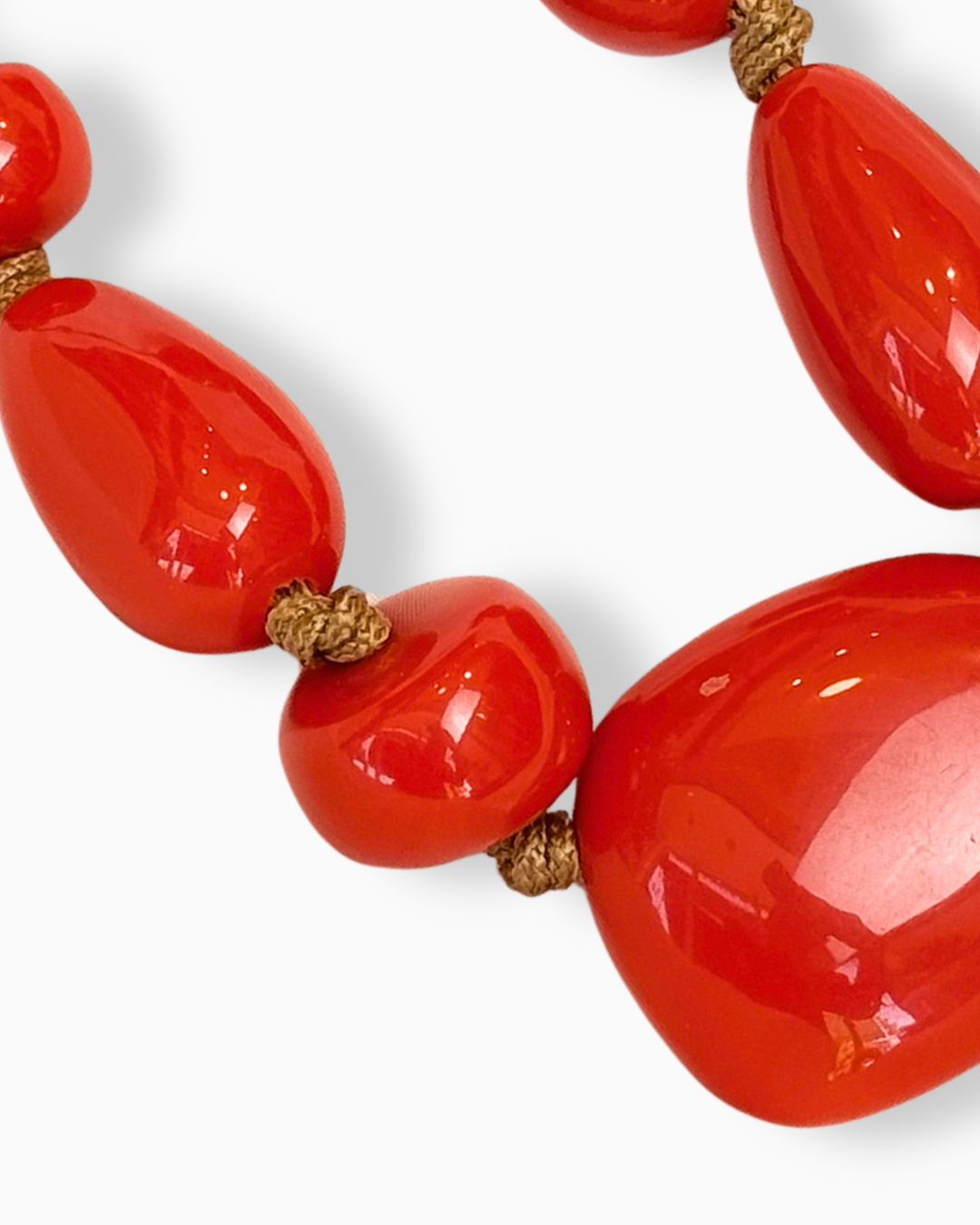 COLLAR RESINA PLUMEIRA ROJO