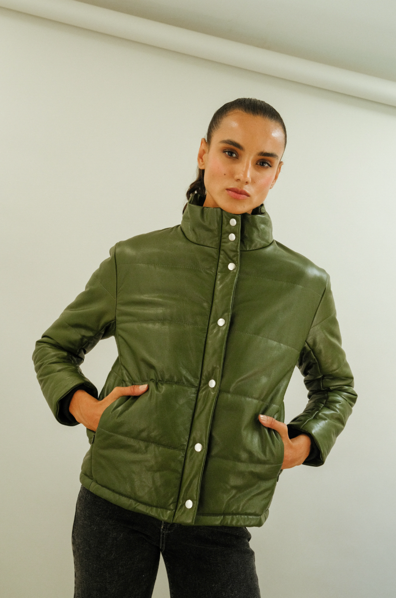 PARKA DE CUERO FLORENCIA VERDE OLIVA