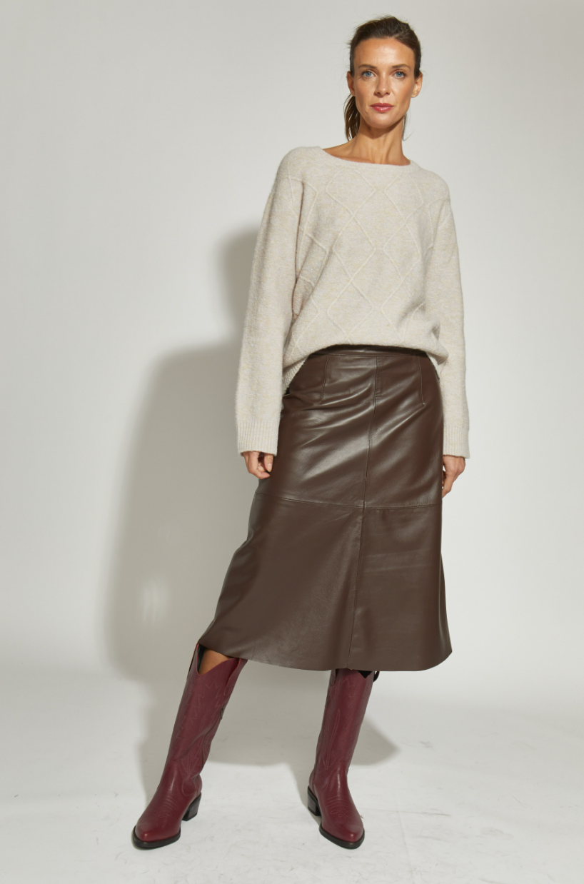 FALDA 3/4 DE CUERO CHOCOLATE