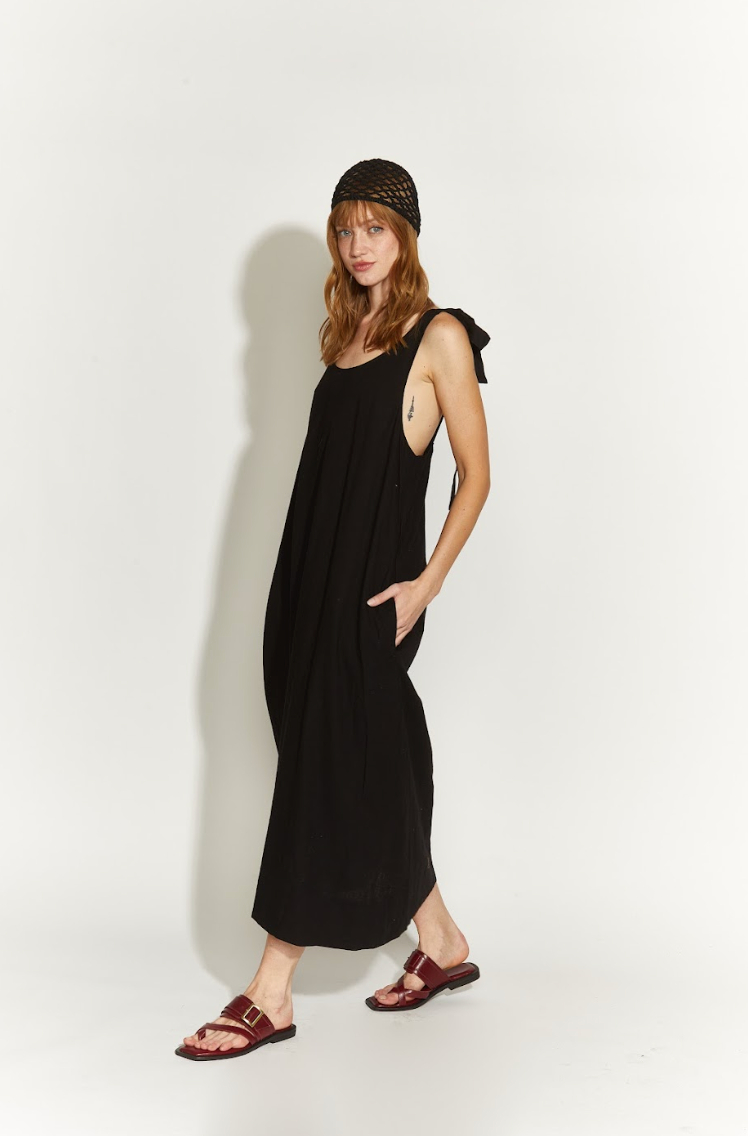 VESTIDO PASTORA LINO NEGRO