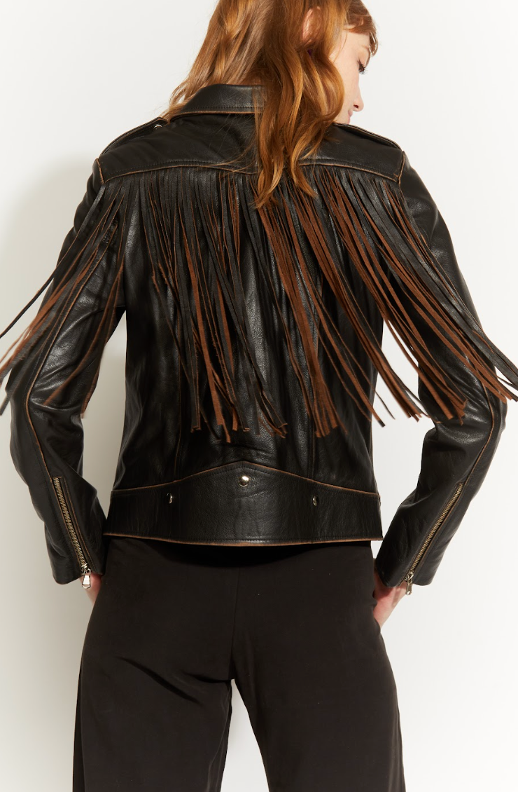 CHAQUETA CUERO BIKER GASTADA FLECOS ESPALDA