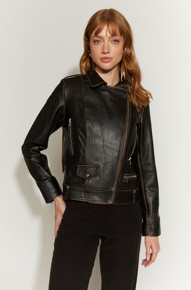 CHAQUETA CUERO BIKER GASTADA FLECOS ESPALDA