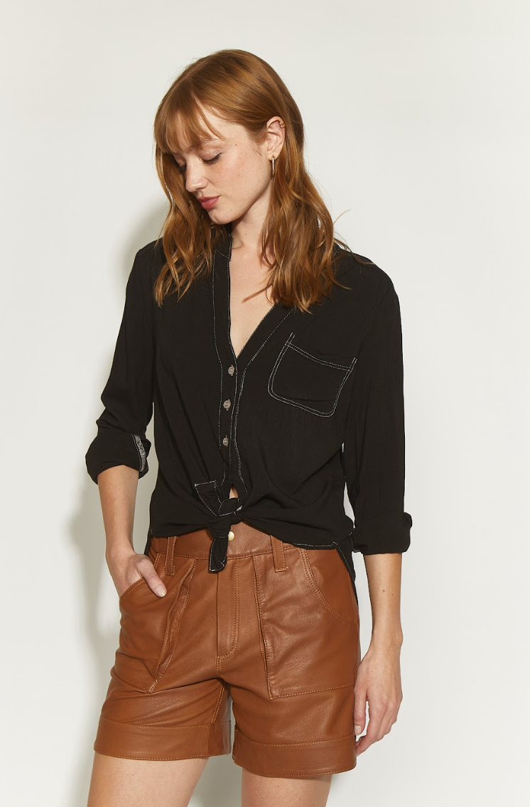 BLUSA PYMA PESPUNTE BLANCO LARGA COLOR NEGRO