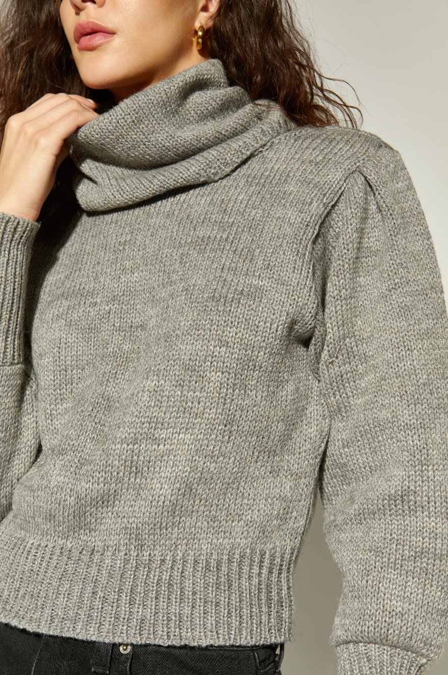 CHALECO MATILDE ALPACA CUELLO TORTUGA GRIS
