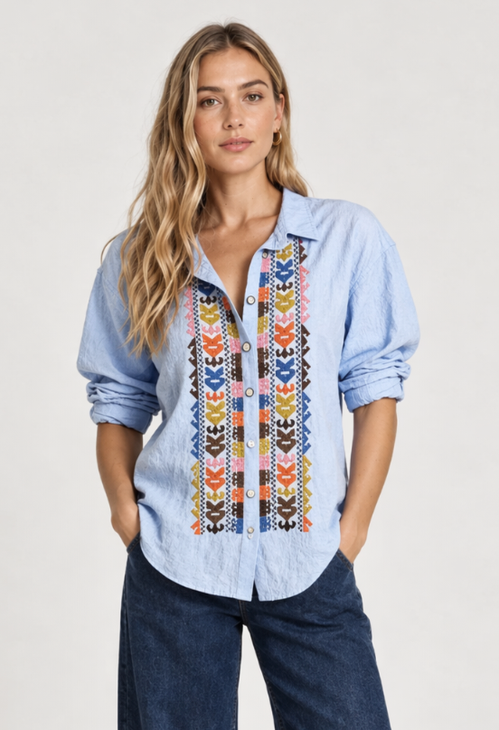 BLUSA BORDADO ETNICO CELESTE -50% DCTO.