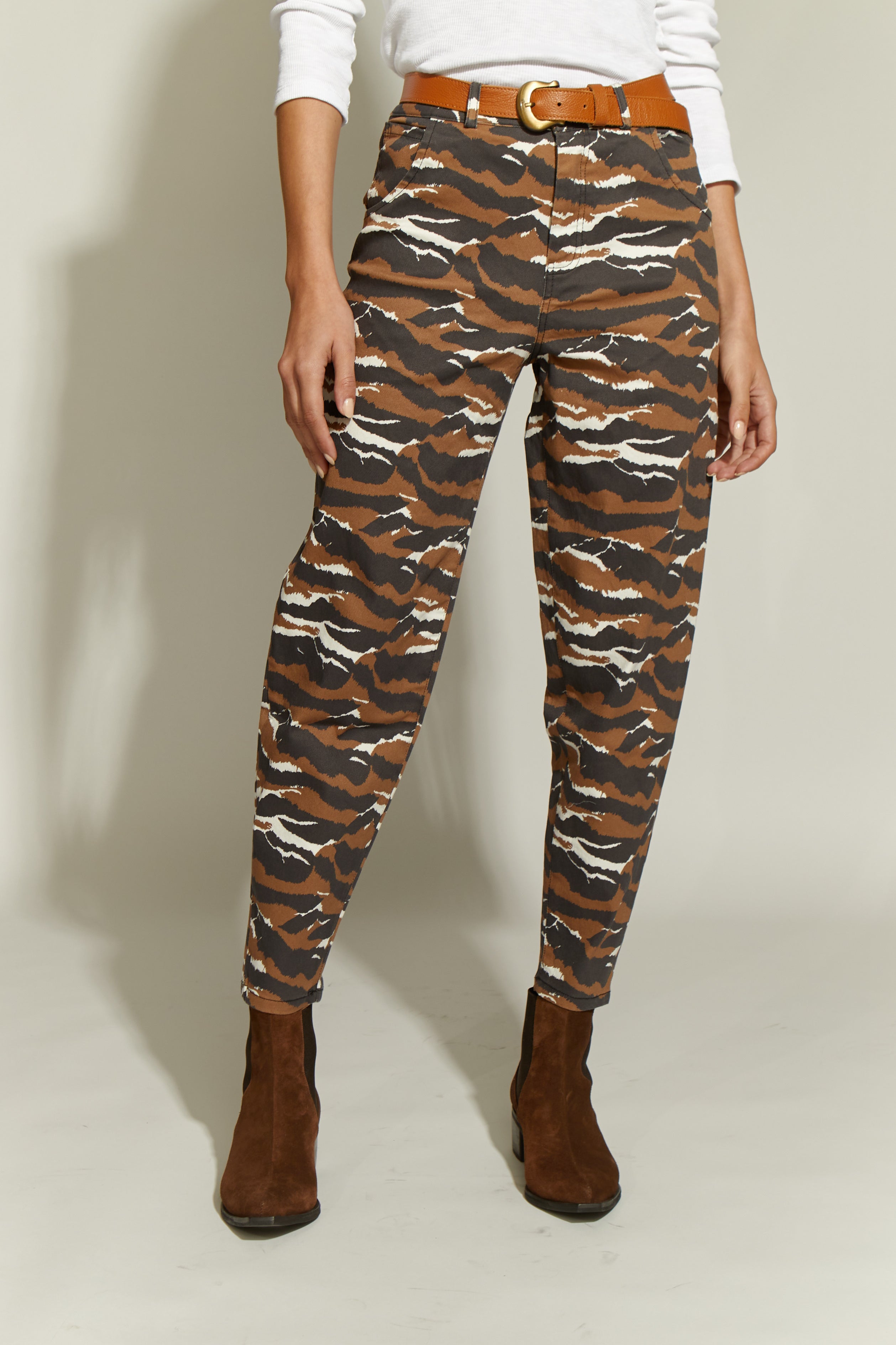 PANTALON JEANS GUDU PRINT CAMEL/NEGRO