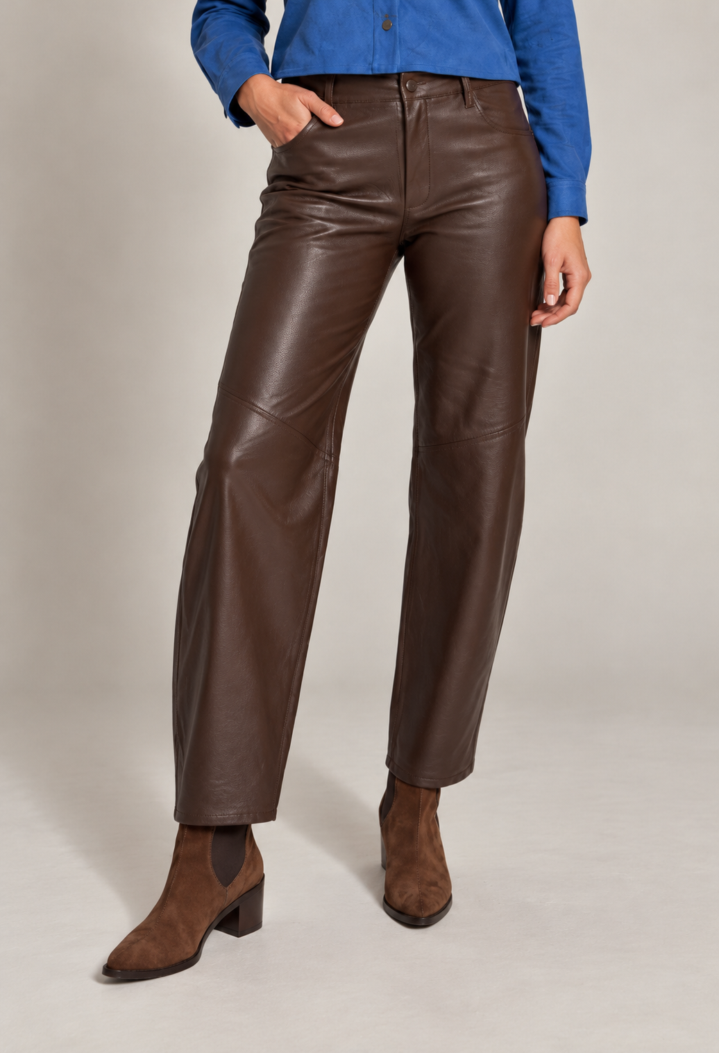 PANTALON CUERO BUGGY CHOCOLATE.