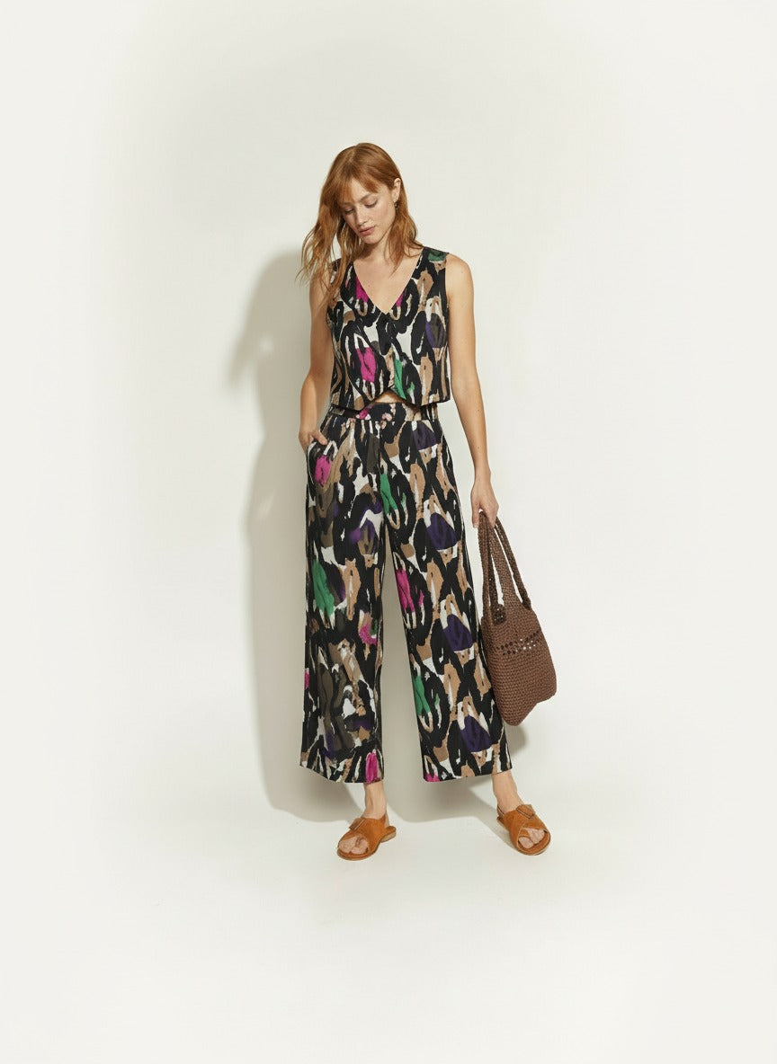 PANTALON PINZAS PRINT CAMEL/NEGRO/FUCSIA