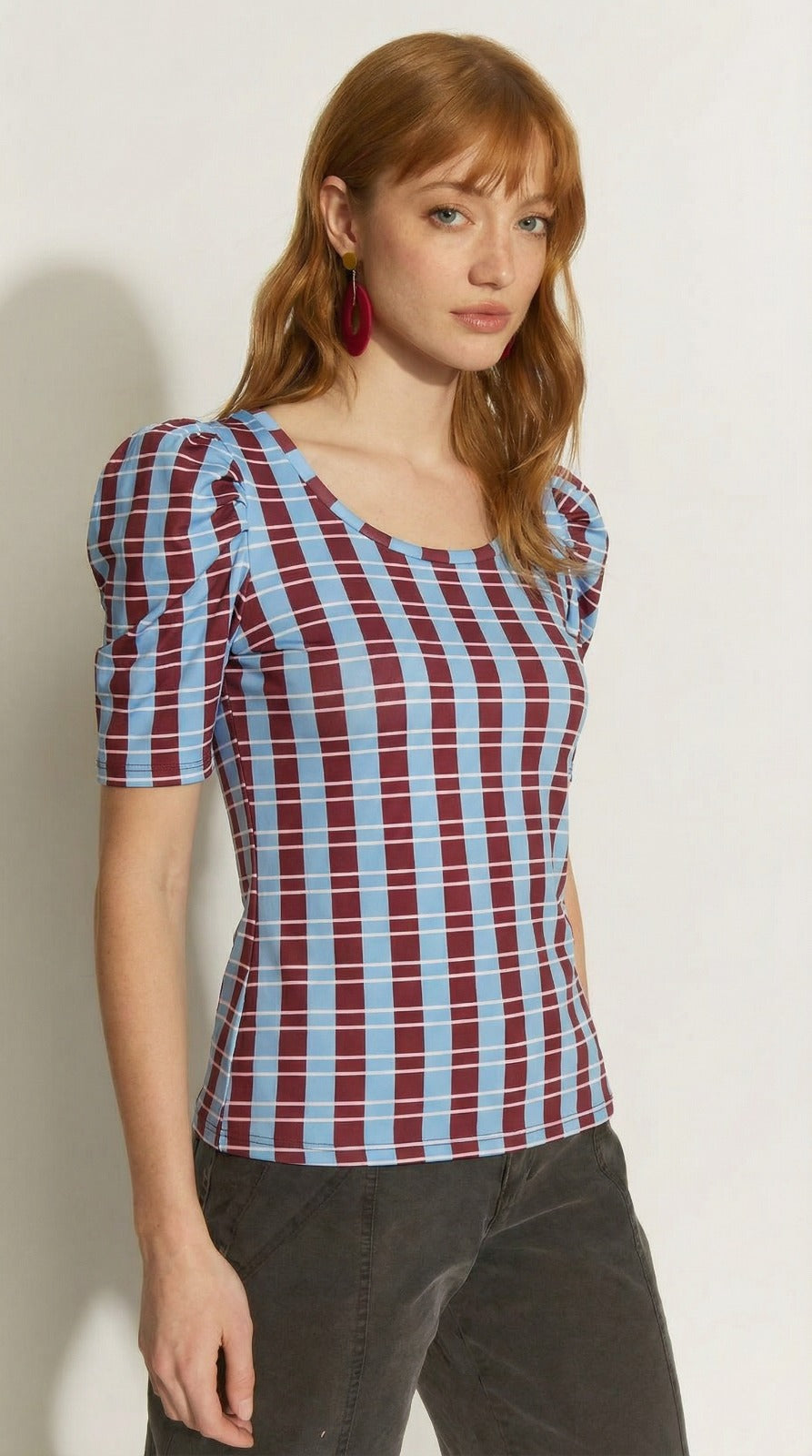 POLERA SOLE MANGA CORTA GLOBO CELESTE/BURDEO RAYAS CRUZADAS