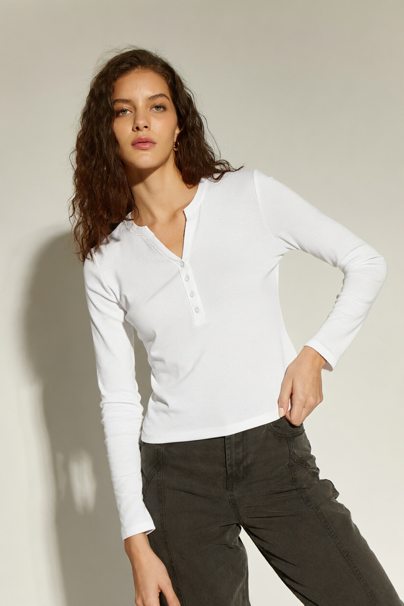 POLERA BARDO M/L BOTONES CUELLO BLANCO